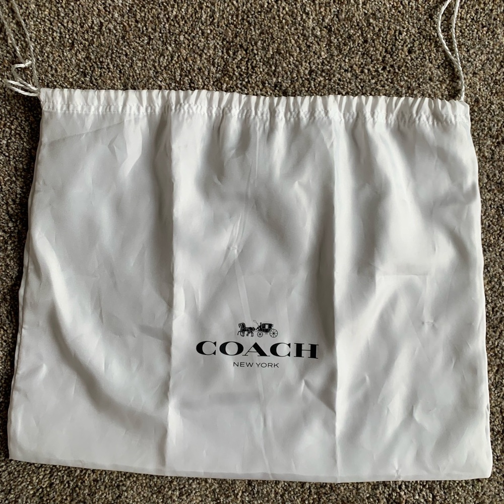 Coach Legacy Satchel with signature C print - Picture 5 of 6